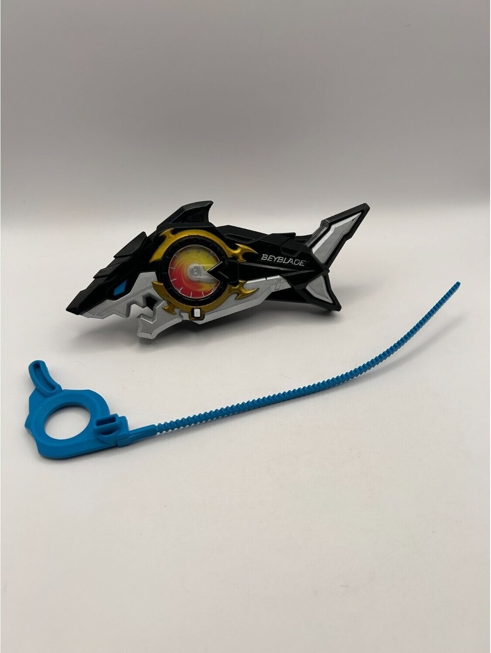 Beyblade Metal Assembled Gyro Shark Launcher w/ Blue Ripcord